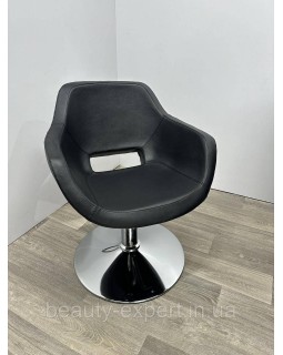 Перукарське крісло гідравлічне для салону краси чорному кольорі Style Black Перукарське крісло гідравлічне для салону краси чорному кольорі Style Black