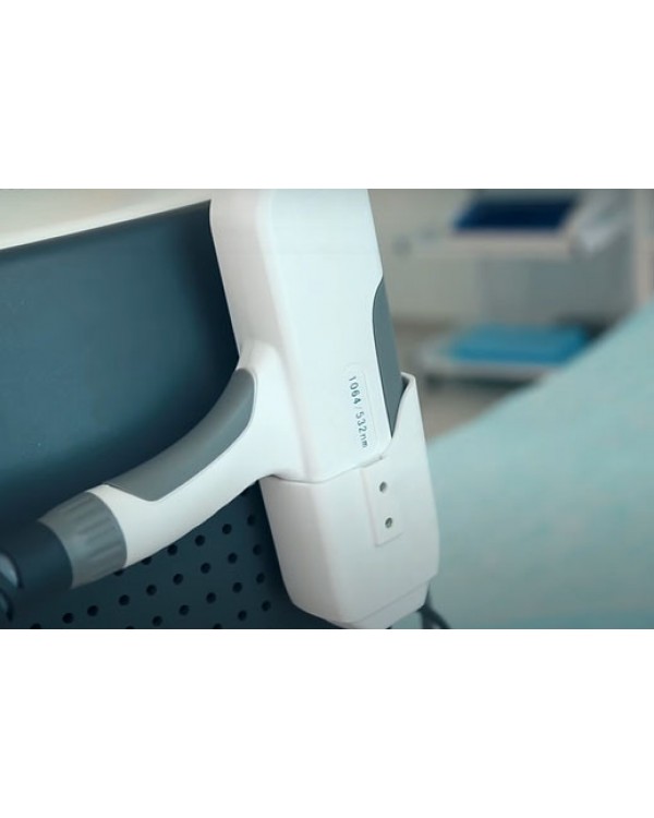 Неодимовий лазер Nano-Light 50 MedicaLaser лазер для видалення татуювань пігментації карбоновий пілінг Неодимовий лазер Nano-Light 50 MedicaLaser лазер для видалення татуювань пігментації карбоновий пілінг