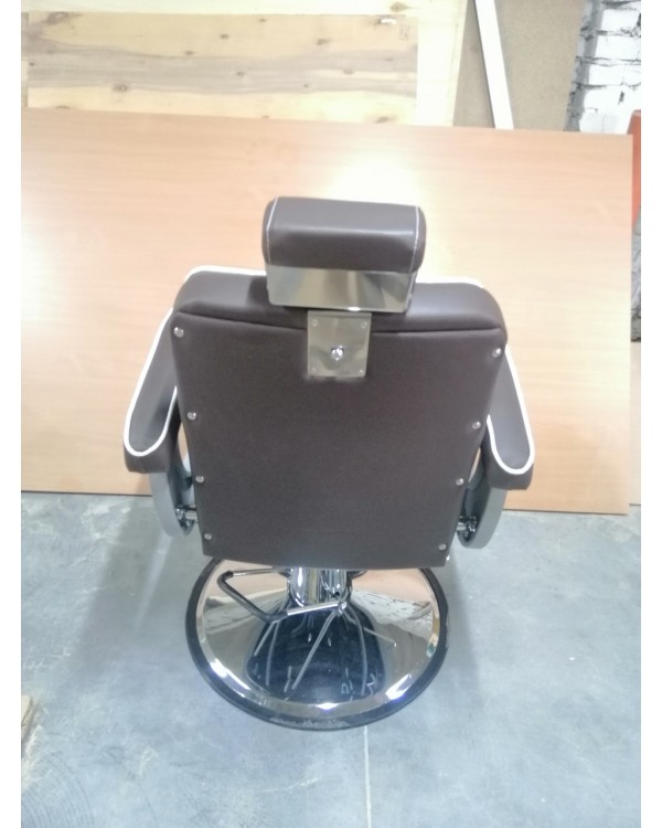 Barber крісло чоловіче в перукарню,з регульованою спинкою,підніжкою і підголовником: Valencia Lux Коричневий Barber крісло чоловіче в перукарню,з регульованою спинкою,підніжкою і підголовником: Valencia Lux Коричневий