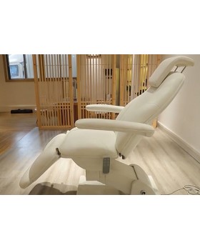 Кушетка електрична на 3 електроприводах мод. DM 2341-3 кушетка медична висока косметологічна Кушетка електрична на 3 електроприводах мод. DM 2341-3 кушетка медична висока косметологічна