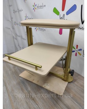 Педикюрная подставка с полкой с креплением к подиуму врезная подножка для педикюра Gold Тера/8 G Педикюрная подставка с полкой с креплением к подиуму врезная подножка для педикюра Gold Тера/8 G