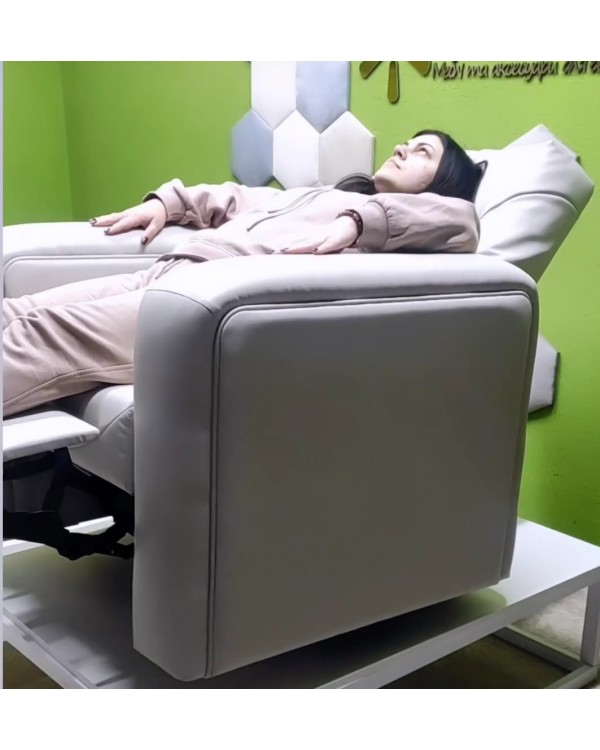 Реклайнер з розкладною спинкою та підніжкою крісла для педикюру NEW SPA Реклайнер з розкладною спинкою та підніжкою крісла для педикюру NEW SPA
