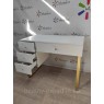 Манікюрний стіл на золотих ніжках для салону краси ELEGANT