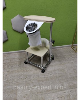 Вытяжка и подставка для педикюра Tertio 6 PLUS V: функциональный комплект для мастера Вытяжка и подставка для педикюра Tertio 6 PLUS V: функциональный комплект для мастера