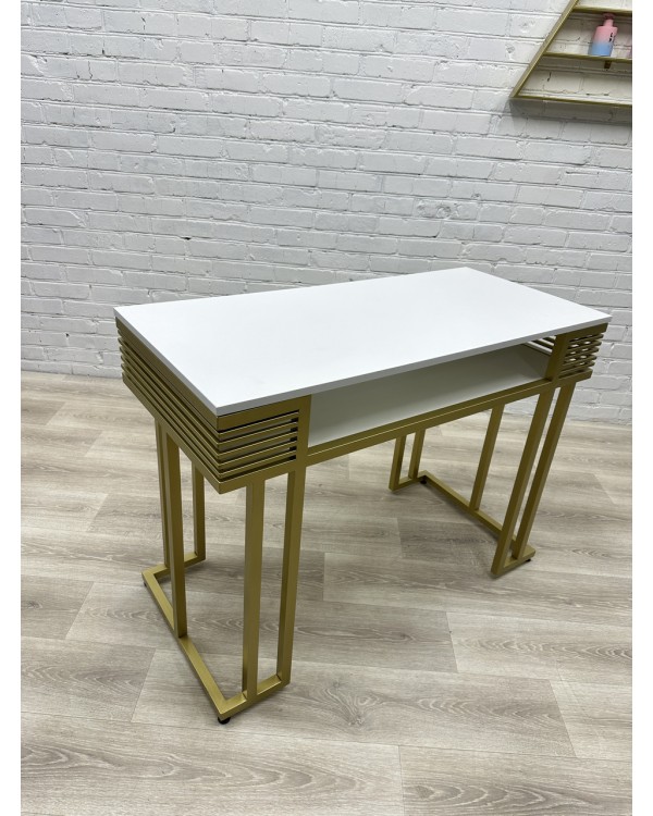 Манікюрний стіл PREMIUM-09 з металевим каркасом та полицею для майстра манікюру Манікюрний стіл PREMIUM-09 з металевим каркасом та полицею для майстра манікюру