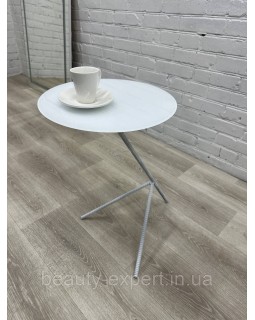 Кавовий столик MR-СМ_loft-21 з круглою скляною стільницею для клієнтської зони
