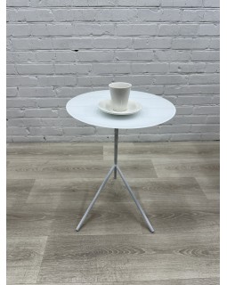 Кавовий столик MR-СМ_loft-21 з круглою скляною стільницею для клієнтської зони-foto3