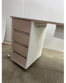 Стол маникюрный Loft СМ100-24 рабочий стол мастера маникюра с тумбой на 4 ящика + врезные РОЗЕТКИ-foto4