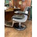 Barber крісло чоловіче в перукарню, з регульованою спинкою, підніжкою та підголівником: Valencia Lux Barber крісло чоловіче в перукарню, з регульованою спинкою, підніжкою та підголівником: Valencia Lux
