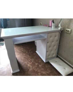 Маникюрный стол для салона красоты однотумбовый на 3 ящика с полкой под столешницей VM131-foto5