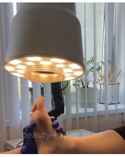 Педикюрна витяжка з лампою для манікюру та педикюру компакт KERATEX Nail Series з кріпленням до столу-візка Педикюрна витяжка з лампою для манікюру та педикюру компакт KERATEX Nail Series з кріпленням до столу-візка
