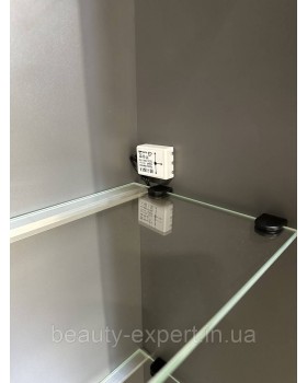 Стеллаж витринный с LED подсветкой Стеклянная витрина лаборатория с замком ВИТ-01б_MR-foto7